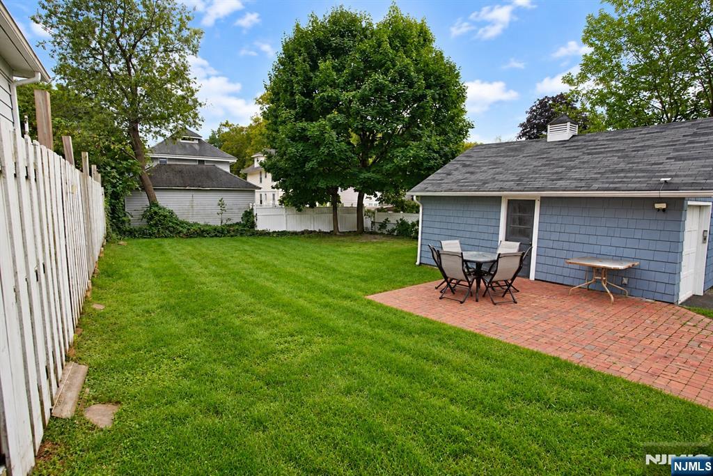 138 Homestead Place - Photo 3