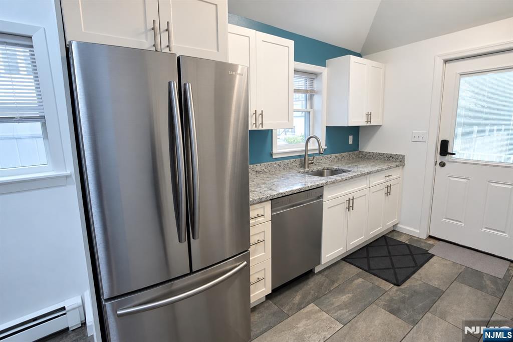 138 Homestead Place - Photo 4