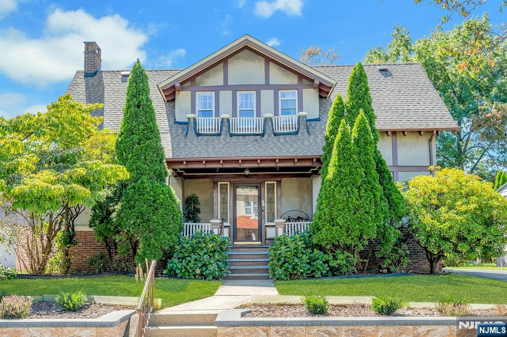 Photo 1 of Single family home for sale at 85 Spring Valley Ave, Hackensack, NJ 07601 | MLS# 26034706 | Listing updated on 2026-09-14