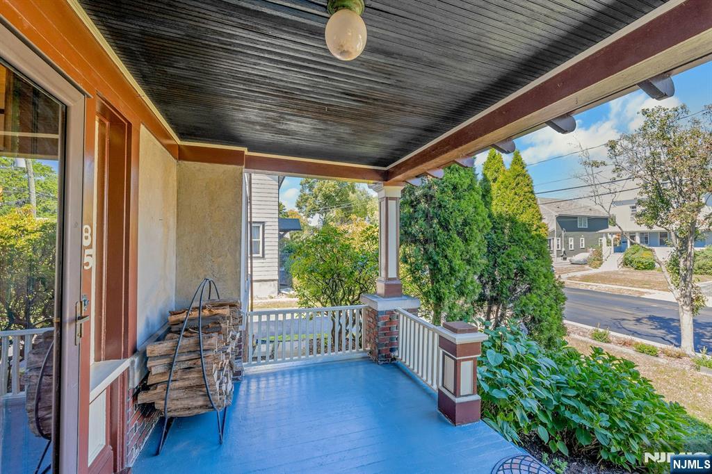 Photo 4 of Single family home for sale at 85 Spring Valley Ave, Hackensack, NJ 07601 | MLS# 26034706 | Listing updated on 2026-09-14