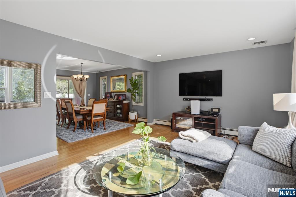 10 Rosemere Avenue - Photo 2