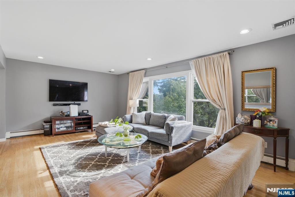 10 Rosemere Avenue - Photo 3
