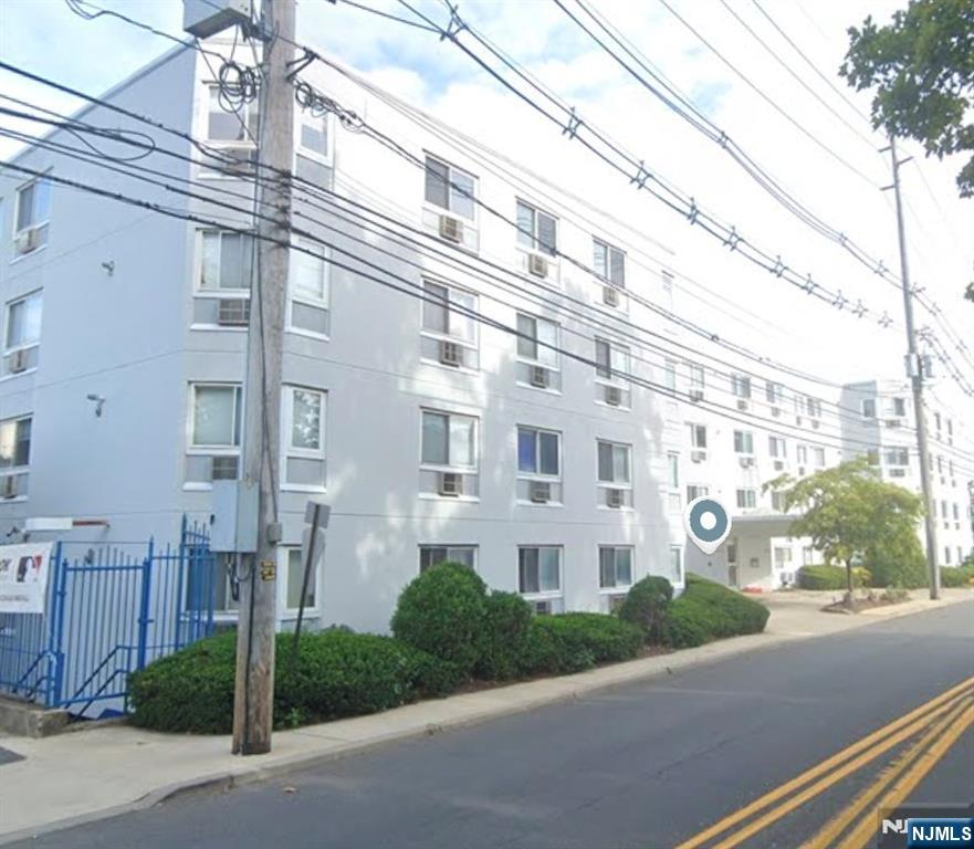 333 Grand Avenue 3C - Photo 1