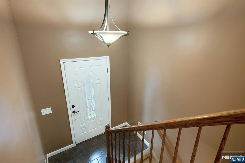 102 Montgomery Street 15 - Photo 4