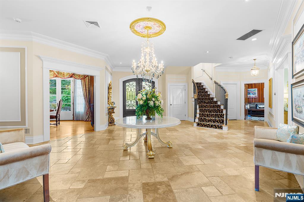 1 Masar Road - Photo 4