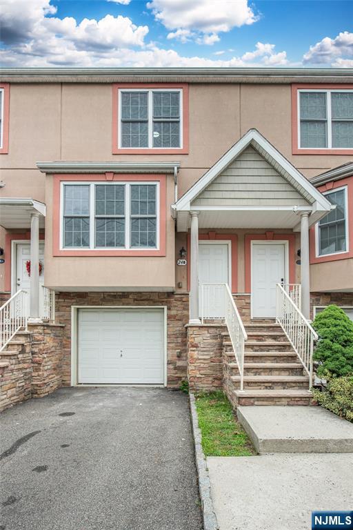 Photo 2 of Townhouse for sale at 24 Van Pelt, Little Falls, NJ 07424 | MLS# 26034787 | Listing updated on 2026-09-15