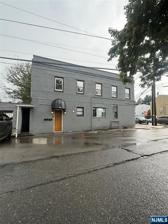 9066 Palisade Plaza unit 2 - Photo 1