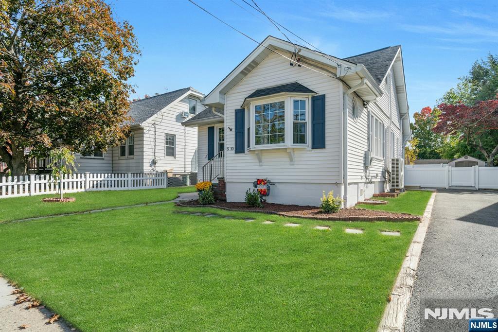 5-10 Bellair Avenue - Photo 3