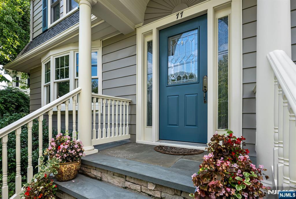 77 Lake Avenue - Photo 3