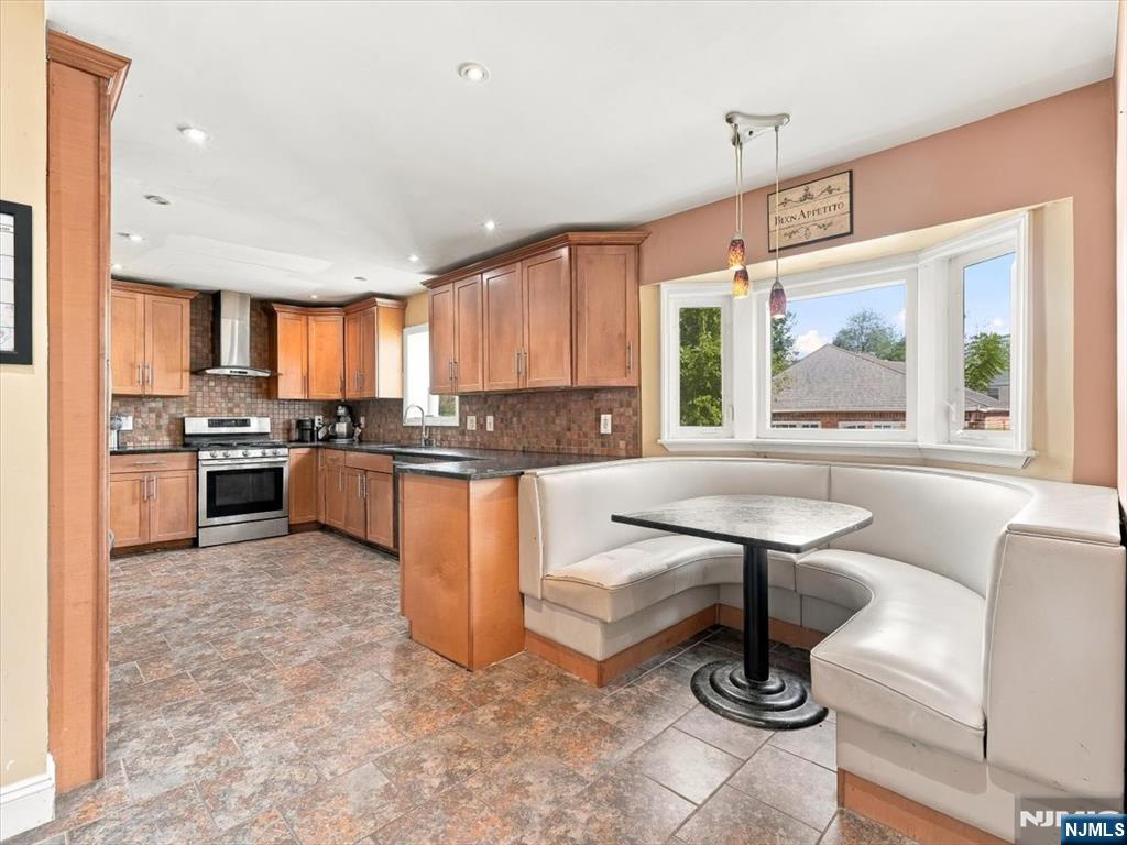 267 Lawrence Avenue - Photo 5