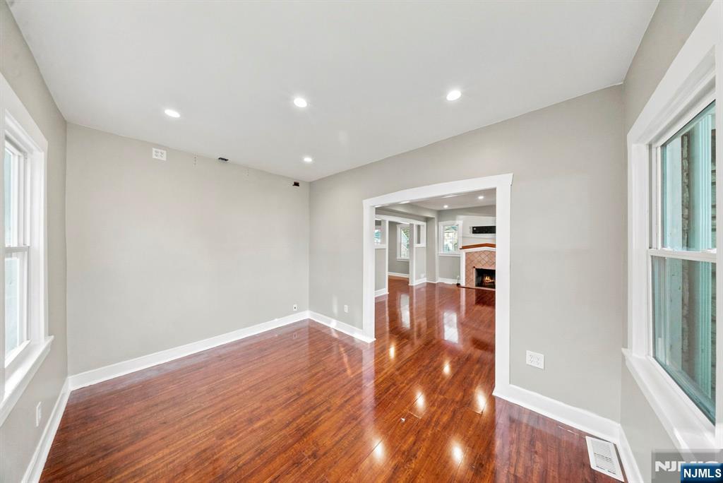 Photo 4 of Single family home for sale at 1176 Julia St, Teaneck, NJ 07666 | MLS# 26034832 | Listing updated on 2026-09-17