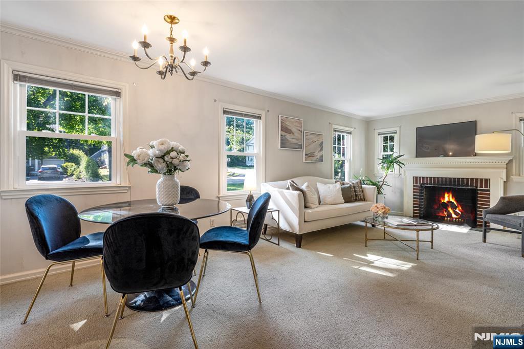129 Forest Road - Photo 3