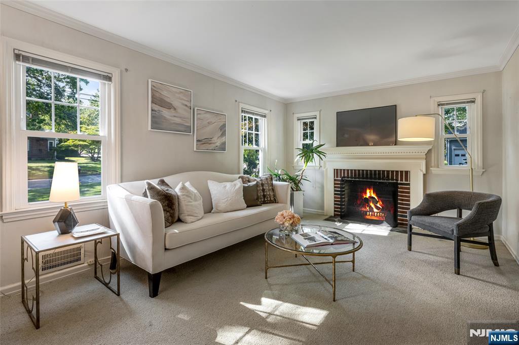 129 Forest Road - Photo 4