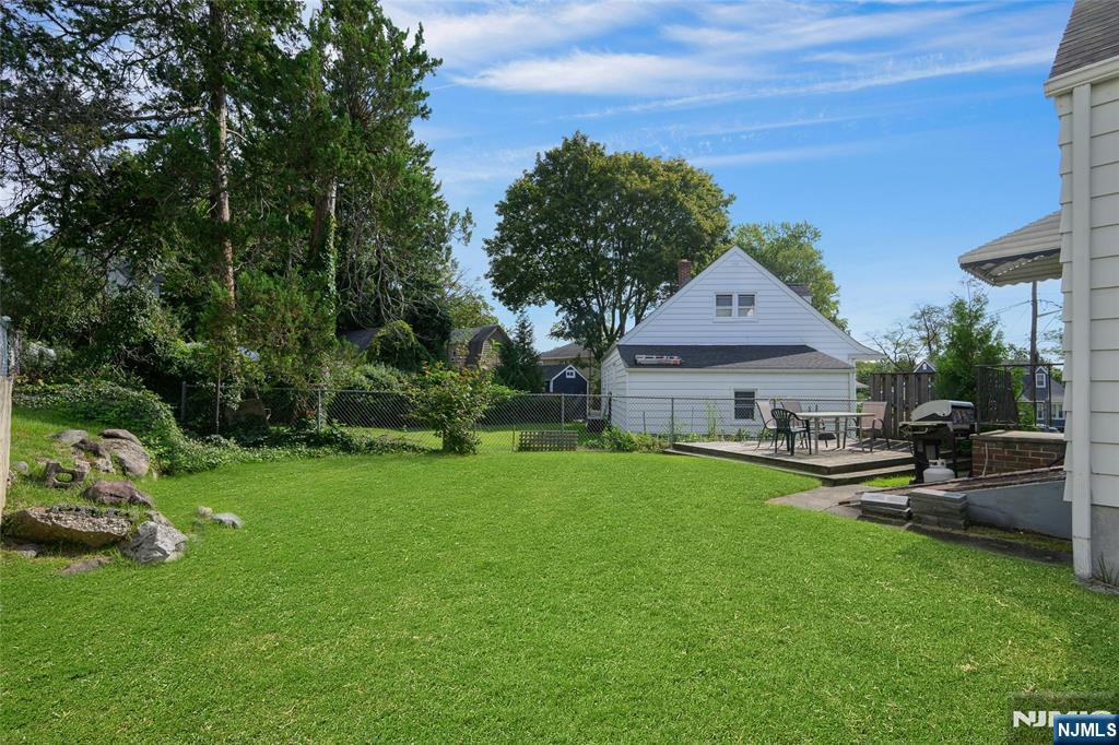 18 Plymouth Court - Photo 2