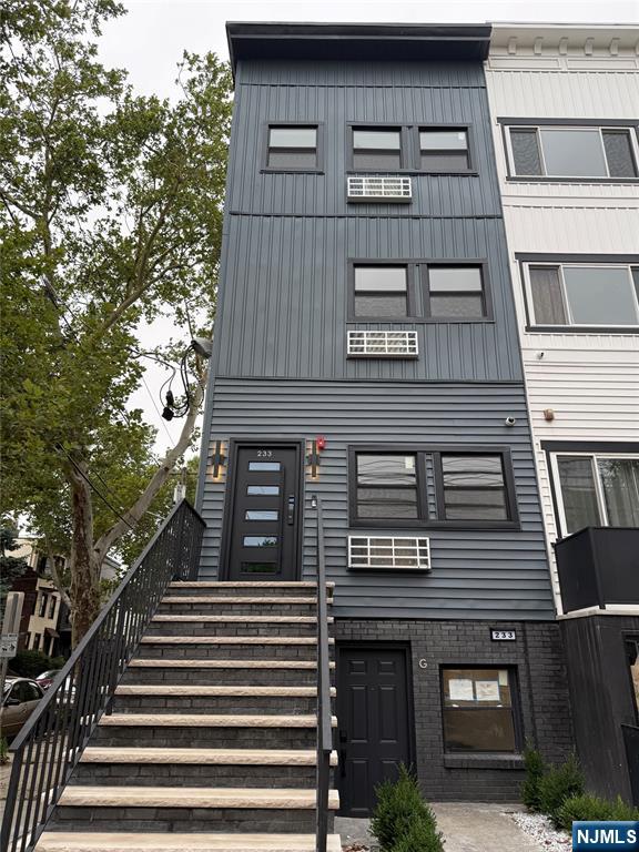 233 Palisade Avenue APT 2 - Photo 1