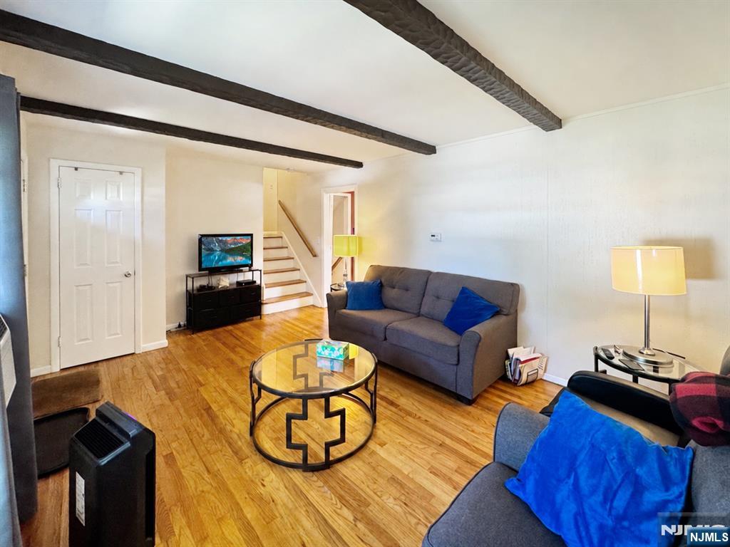 168 Graham Terrace - Photo 3