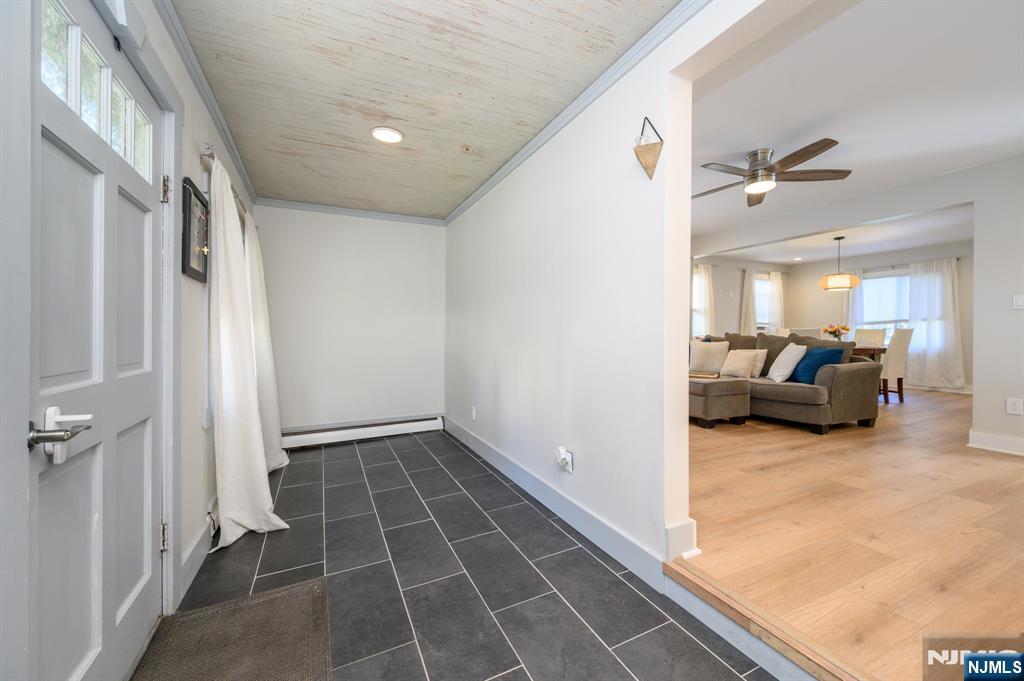 90 Edison Avenue - Photo 4