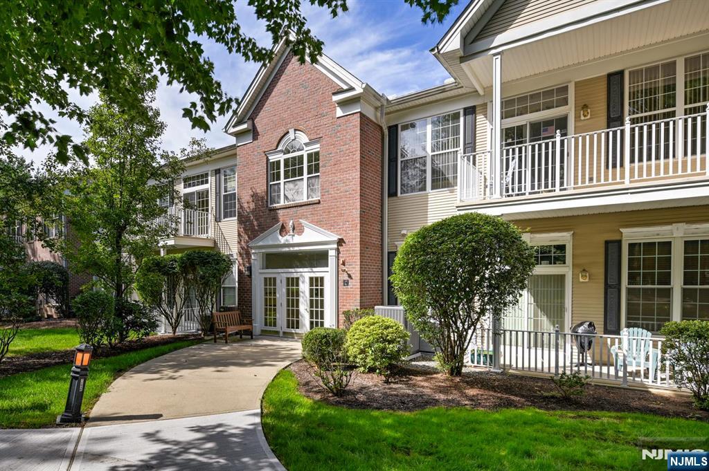Photo 2 of Condo for sale at 1409 Four Seasons Dr, Wayne, NJ 07470 | MLS# 26034873 | Listing updated on 2026-09-18