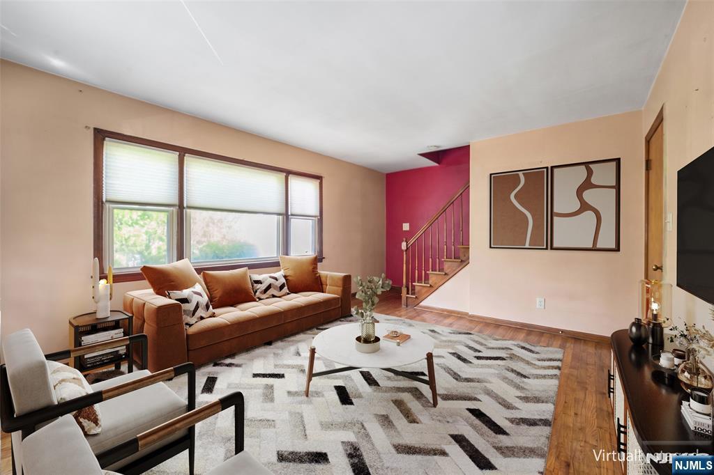 552 N Main Street - Photo 2