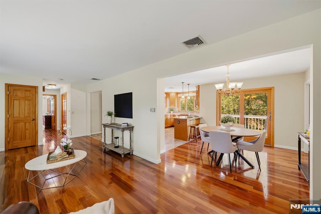 73 W Cedar Place - Photo 4