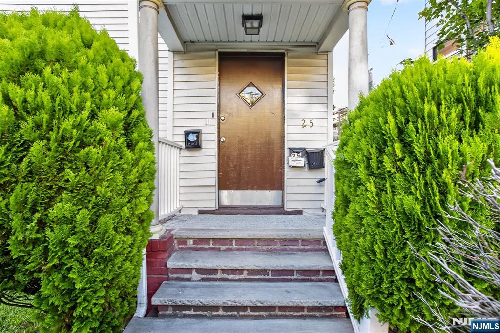 Photo 3 of Multi family home for sale at 23 25 Leo Pl, Newark, NJ 07108 | MLS# 26034891 | Listing updated on 2026-09-17