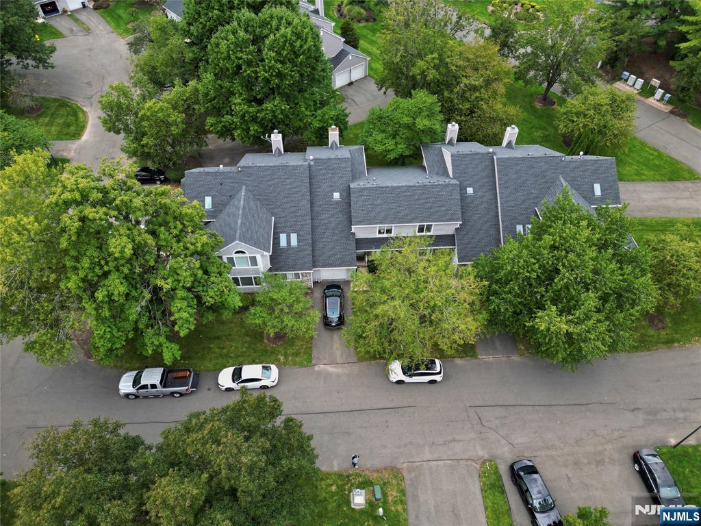 Photo 4 of Townhouse for sale at 10 Matthew Rd, Wayne, NJ 07470 | MLS# 26034894 | Listing updated on 2026-09-19