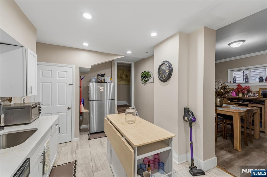 69 Oakland Terrace - Photo 5