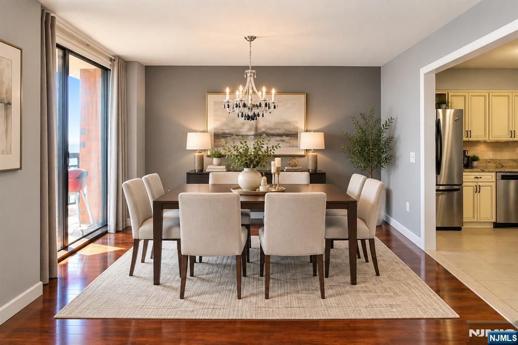 1328 Harmon Cove Tower - Photo 5