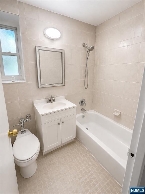 2345 Linwood Avenue 1A - Photo 3