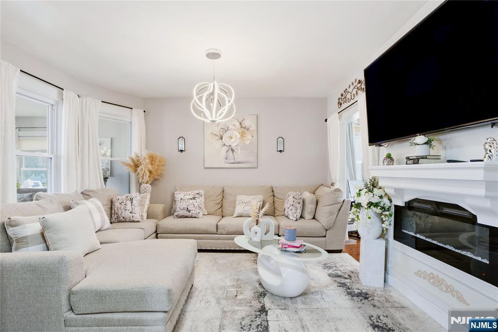 159 Brook Avenue - Photo 2