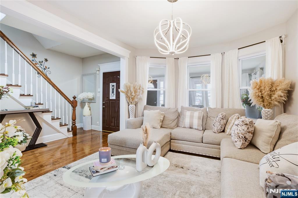 159 Brook Avenue - Photo 4