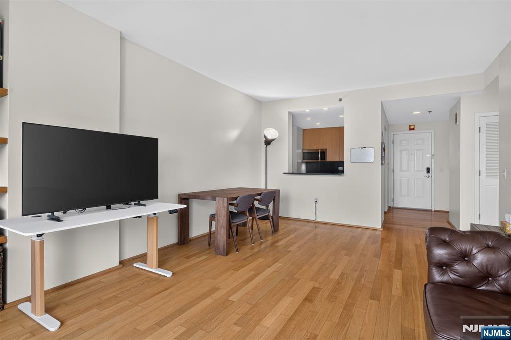 Photo 3 of Condo for sale at 1212 City Pl #1212, Edgewater, NJ 07020 | MLS# 26034916 | Listing updated on 2026-09-15