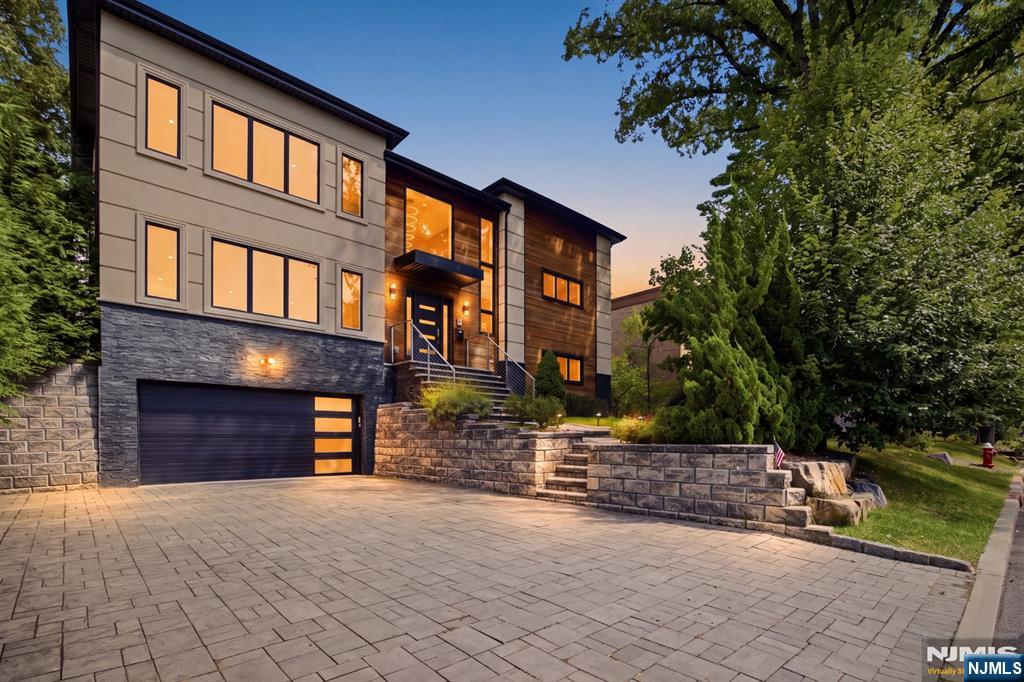 71 Dillingham Place - Photo 1