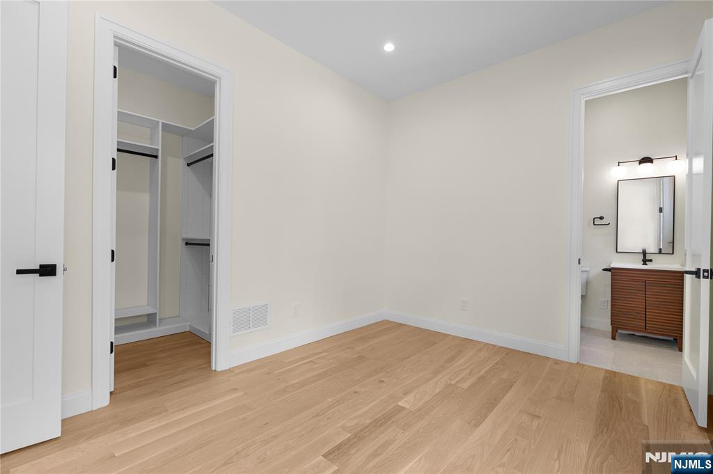 10 Radburn Road — photo 21