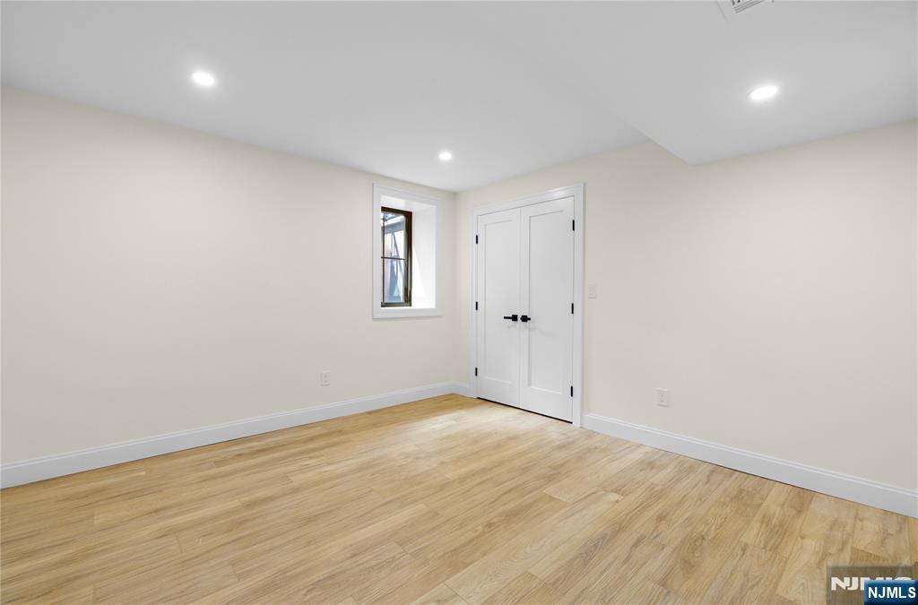 10 Radburn Road — photo 35