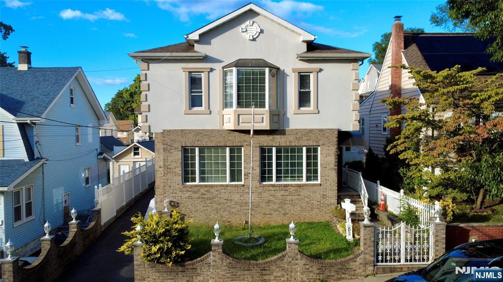 51 Fairview Avenue - Photo 1