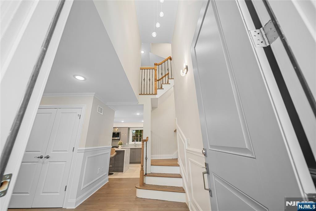 16 Coles Court - Photo 2