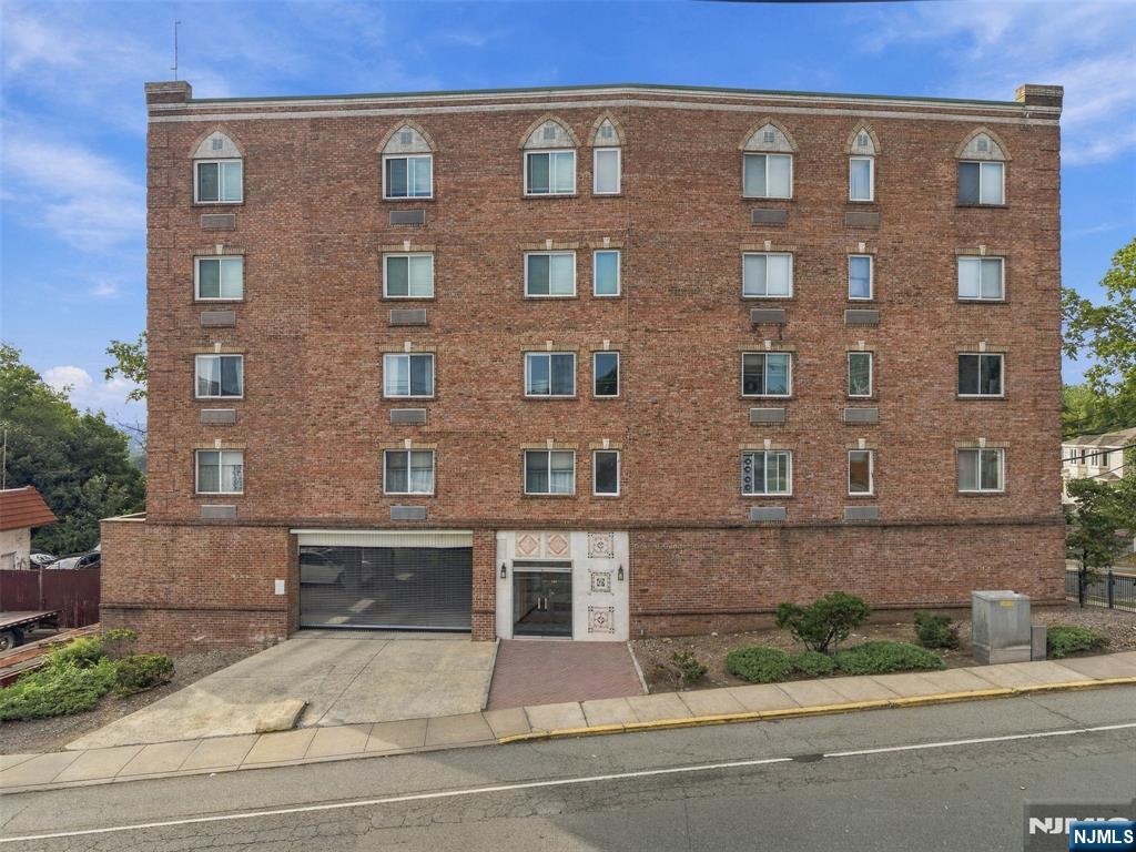 399 11th Street 206 - Photo 1