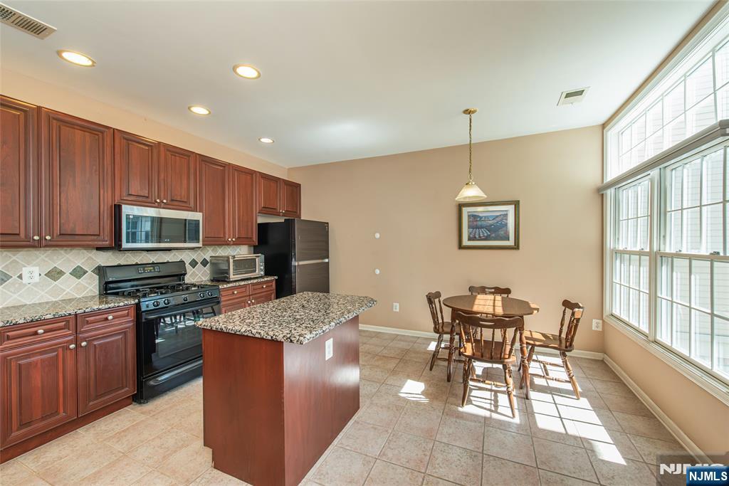 Photo 2 of Townhouse for sale at 121 Turlington Ct, Livingston, NJ 07039 | MLS# 26034976 | Listing updated on 2026-09-16