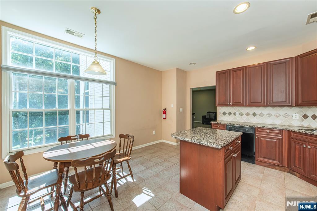 Photo 3 of Townhouse for sale at 121 Turlington Ct, Livingston, NJ 07039 | MLS# 26034976 | Listing updated on 2026-09-16