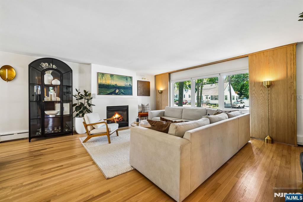 50 Sherman Avenue - Photo 3