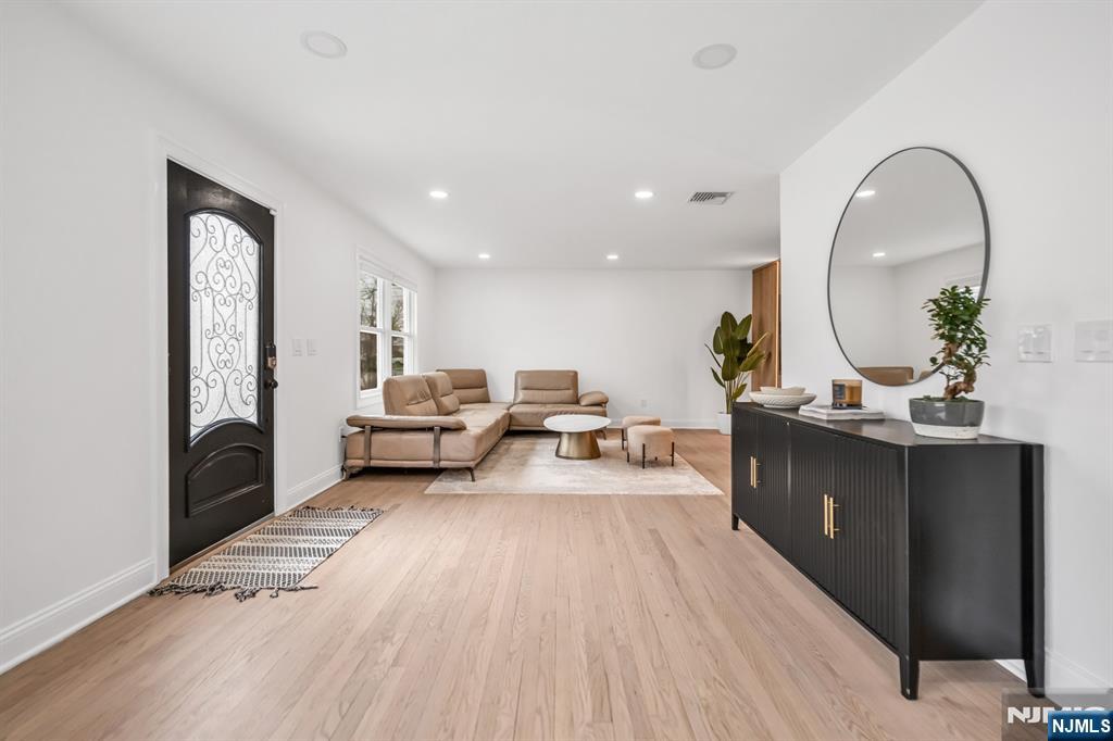 157 Gordon Avenue - Photo 4