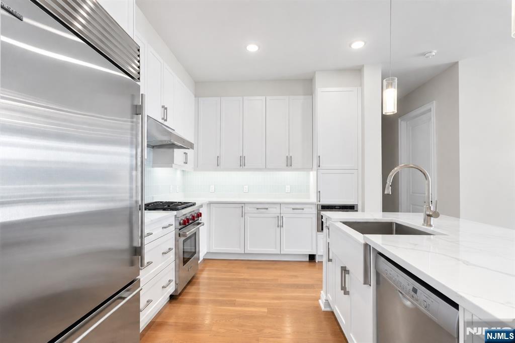 3 Somerset Lane 504 - Photo 4