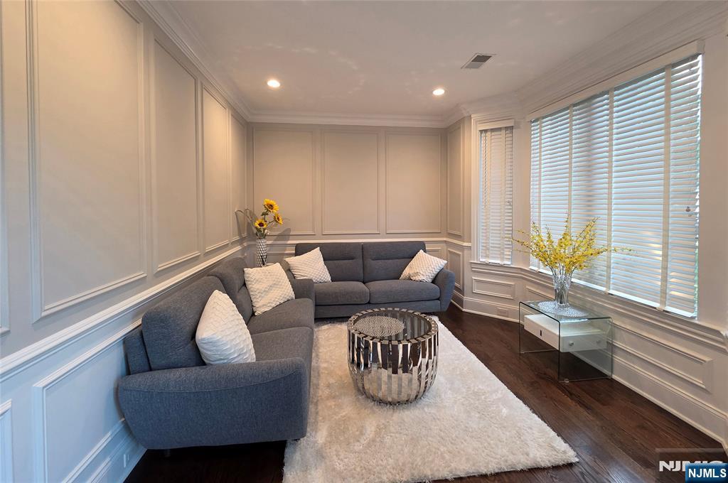196 Haase Avenue - Photo 3