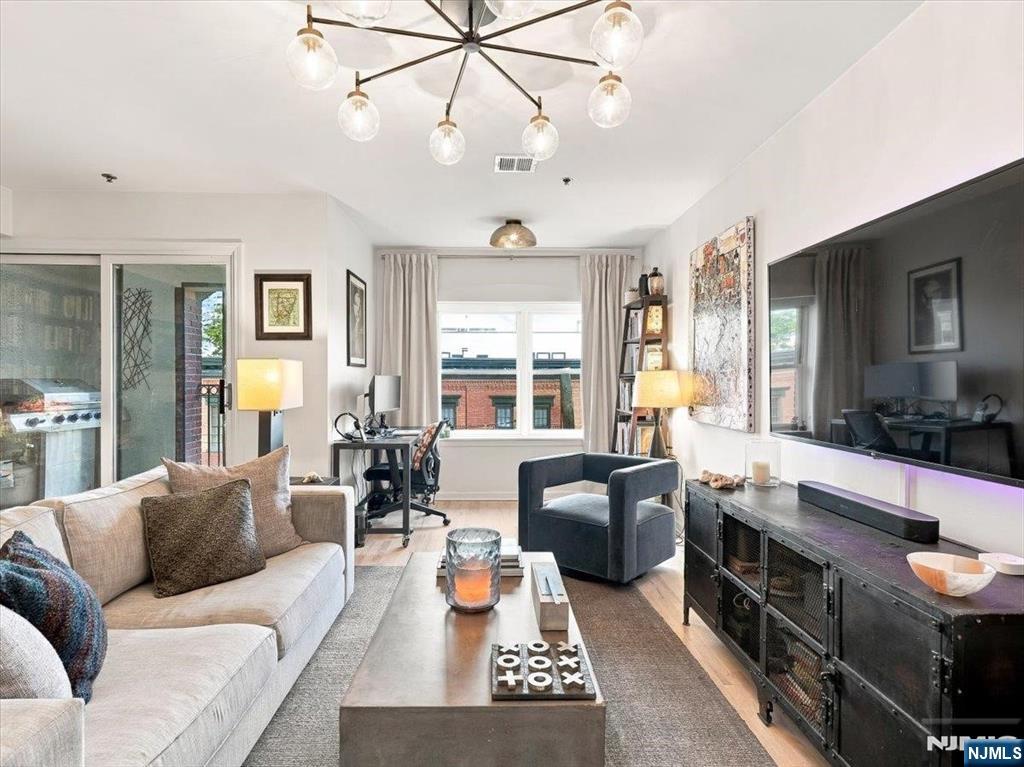 102 Park Avenue 4 - Photo 4