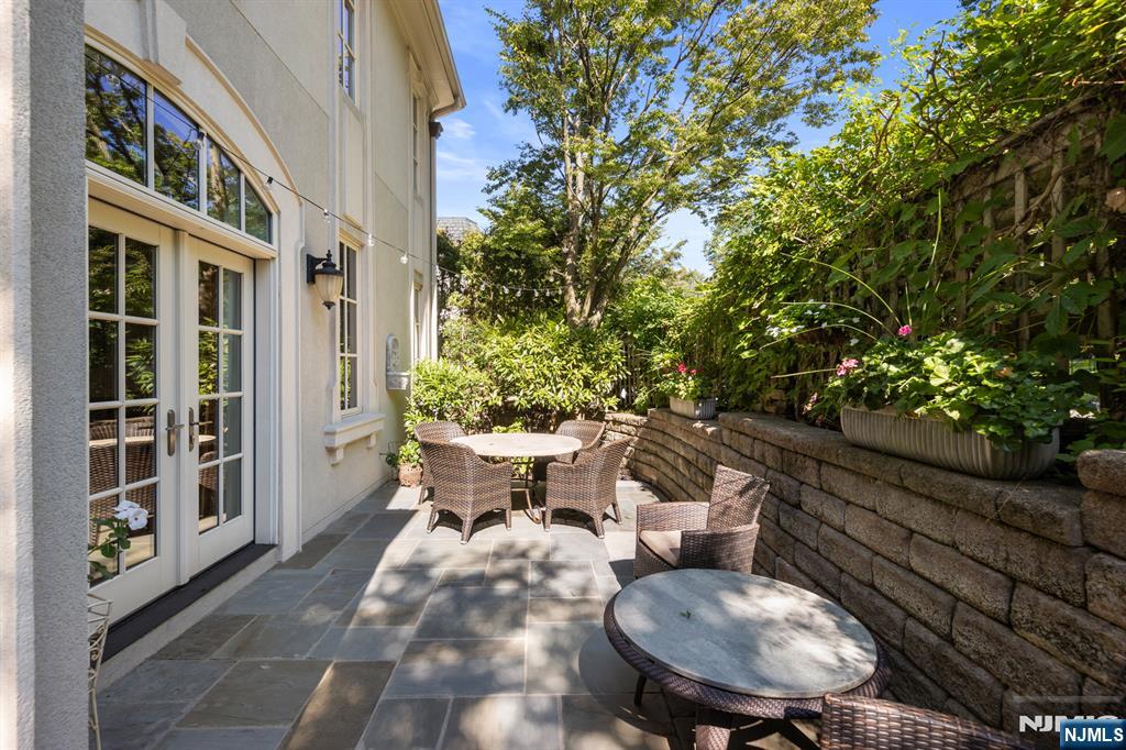311 Bellaire Drive — photo 21