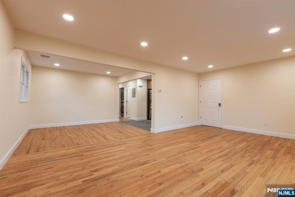375 Broad Street 2 - Photo 4