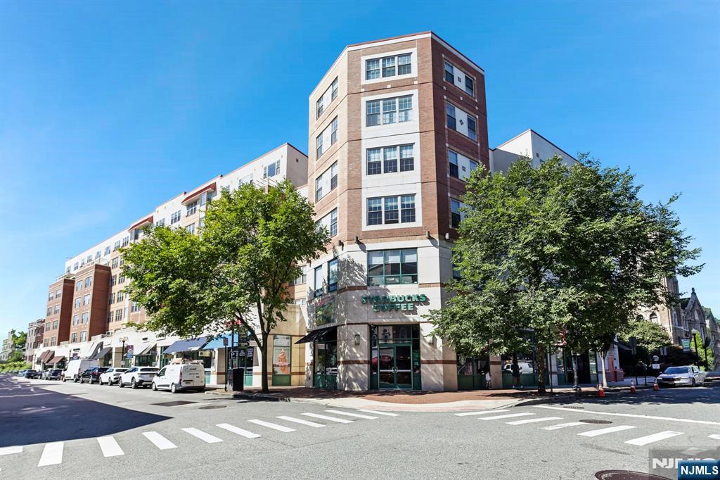 48 Park Street 517 - Photo 2