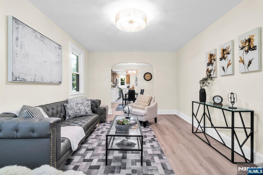 209 Michigan Avenue - Photo 2