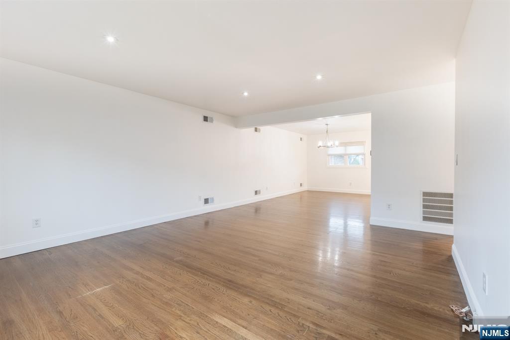 75 Mount Prospect Avenue 1 - Photo 5